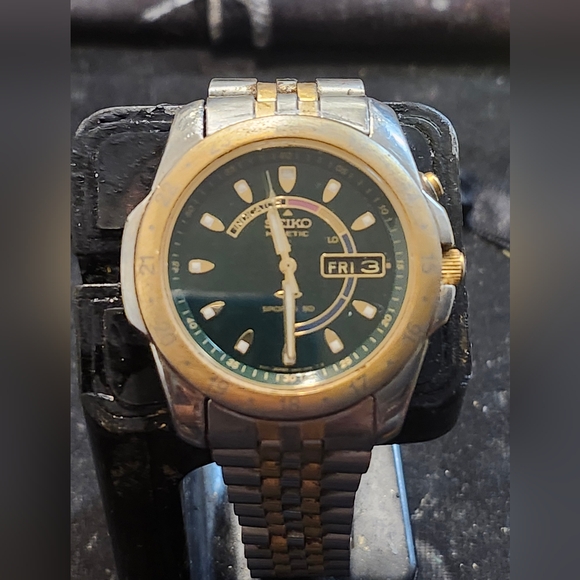 Vintage Seiko Kinetic mens watch - Picture 3 of 9